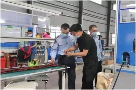 公司多业经营，判断是否符合制造业企业条件时收入总额口径如何掌握？